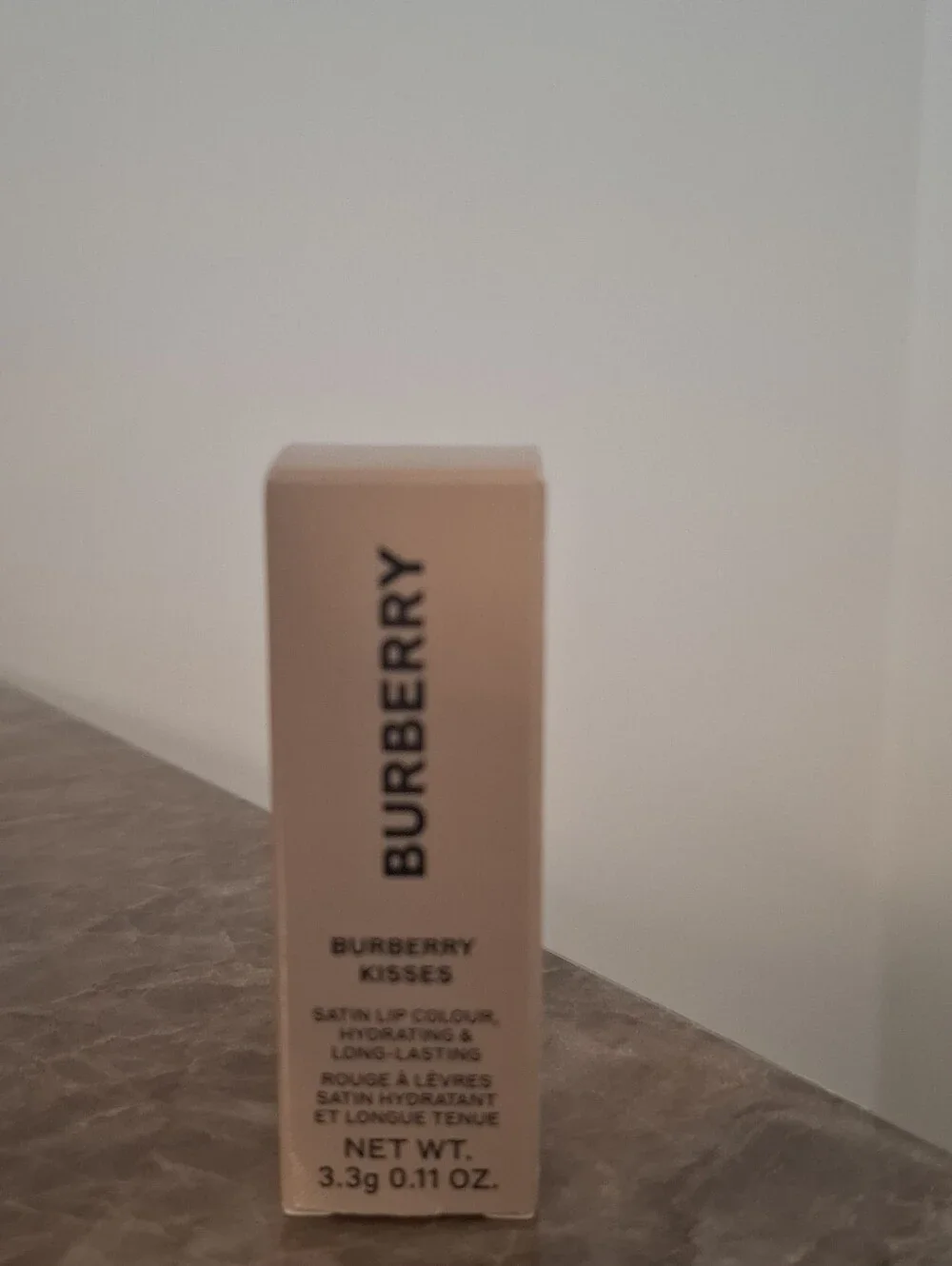 Burberry Kisses Satin Lip Colour — Magenta